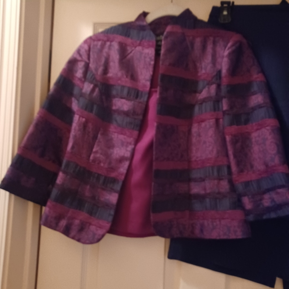 3 piece suit - Picture 2 of 3